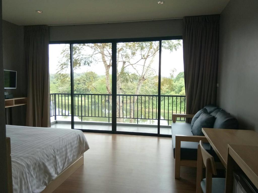 Riverawan Hotel Chanthaburi Exterior photo