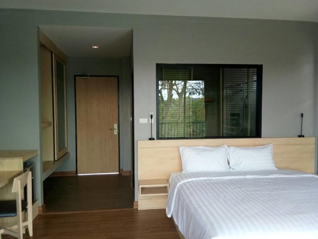 Riverawan Hotel Chanthaburi Exterior photo