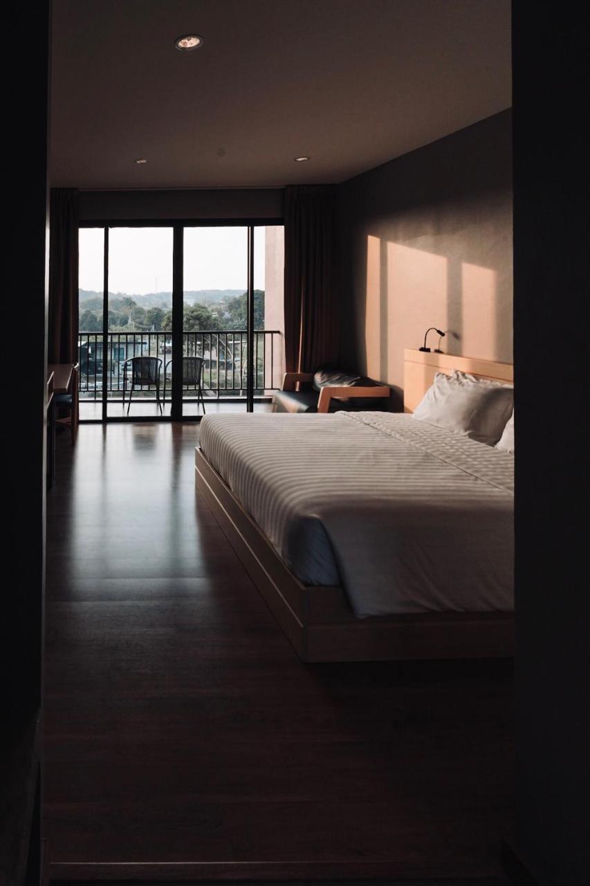 Riverawan Hotel Chanthaburi Exterior photo